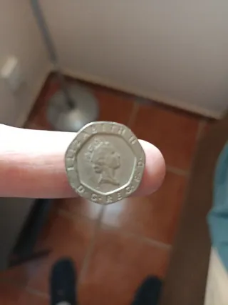 Moneda 20 peniques Reina Isabel 1989