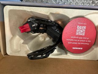 Cambio Sram Rival AXS.