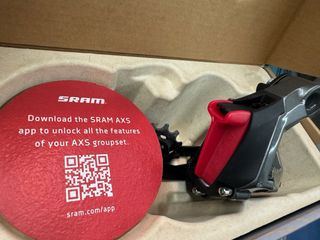 Cambio Sram Rival AXS.