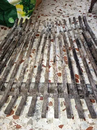 Parrilla para chimenea de metal