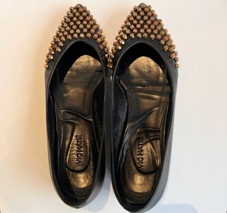 Bailarinas piel negra tachuelas de Vic Matie