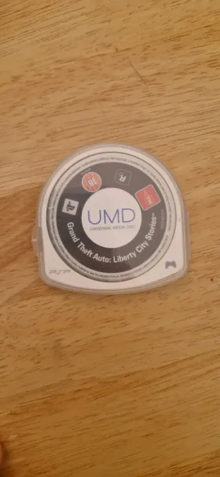 Sony PSP Negra mas 4 juegos