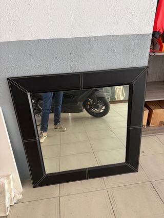 Espejo Marco Piel Negro