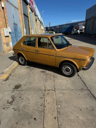 SEAT 127 1977