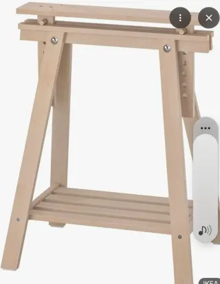 2 Trípodes de madera.