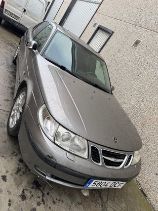 Saab 9-5 2004.