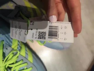 Adidas Talla 40.5 Azul y Verde es talla 40 2/3