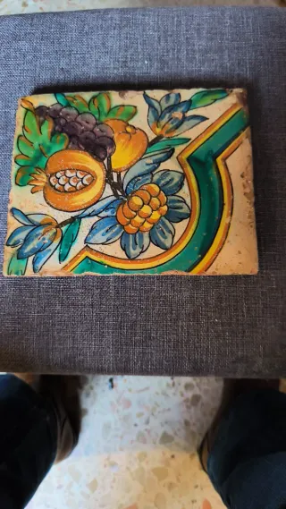 Ladrillo antiguo pintado a mano