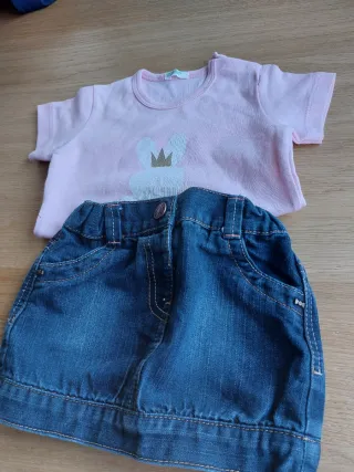 Conjunto falda vaquera y camiseta bebé