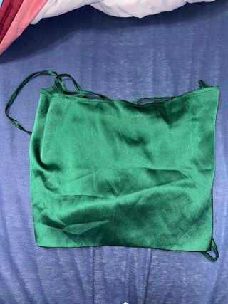 Top verde tirantes satinado