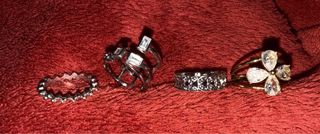 Conjunto de Bisutería: Anillos Dorados y Plateados