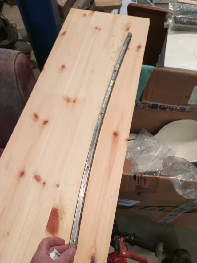 Moldura capó Seat 1500 Bifaro