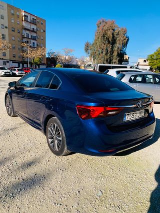 Toyota Avensis 2017