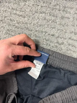 ¡¡OFERTA!! Talla M Pantalón Umbro Impermeable