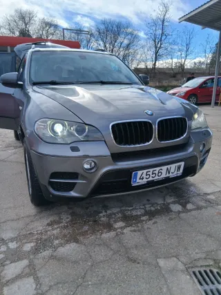 BMW X5 2011
