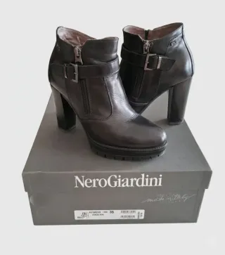 Stivaletti Nero Giardini vera pelle n.35