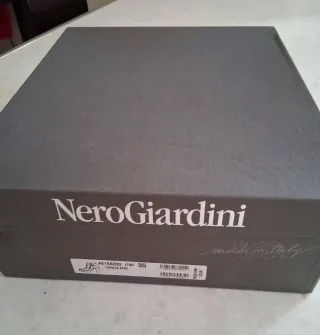 Stivaletti Nero Giardini vera pelle n.35