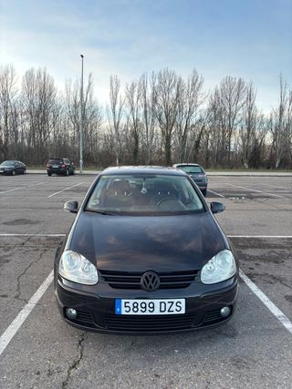 Volkswagen Golf V 1.9 TDI