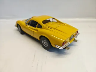 Ferrari Dino 246 GT scala 1:18 Anson