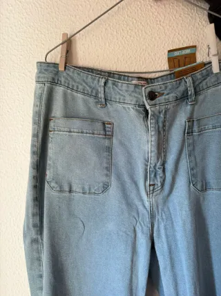 Pantalones vaqueros anchos