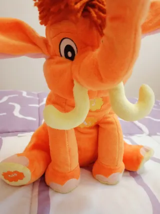 Mamut Cantajuego Naranja Peluche