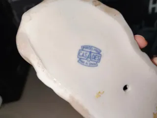 Figura decorativa de porcelana