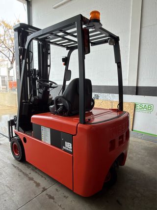 Carretilla elevadora Nissan 18