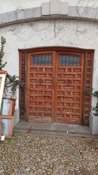 Puerta Madera Pino Tea 2.45x0.95