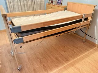 Cama articulada eléctrica en excelente estado