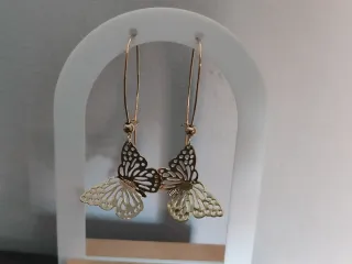 Pendientes mariposa dorados largos