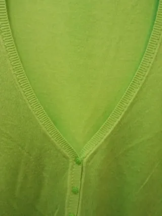 Rebeca de punto verde