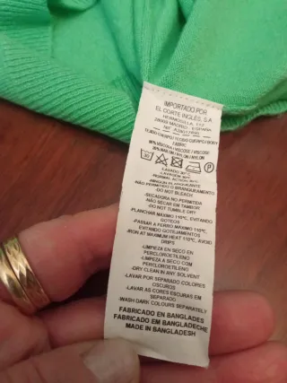 Rebeca de punto verde