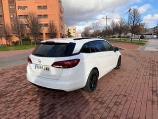 Opel Astra ST 1.5 DIESEL 1200 CV FAMILIAR