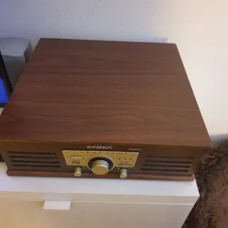 Tocadiscos Vintage Madera y Negro