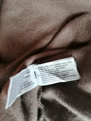 Sudadera Bershka camel oversize bolsillos