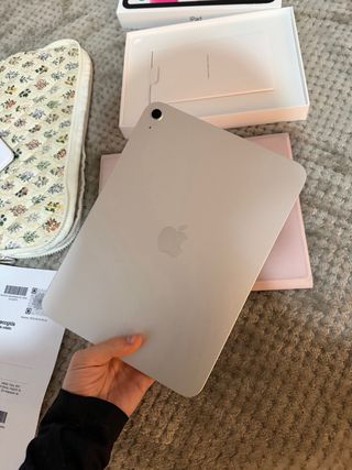 iPad 10ª Gen 2025 + Accesorios
