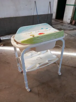 Bañera y cambiador para bebés