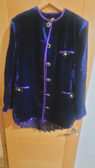 Traje Terciopelo Vintage Morado y Negro