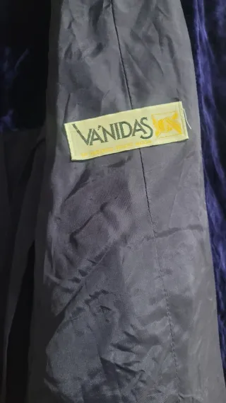 Traje Terciopelo Vintage Morado y Negro