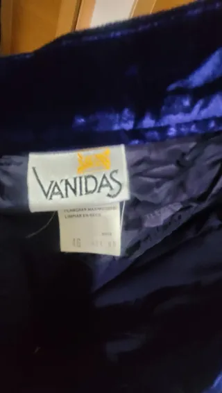 Traje Terciopelo Vintage Morado y Negro