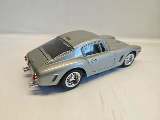 Ferrari 250 Berlinetta 1:18 Jouef Evol