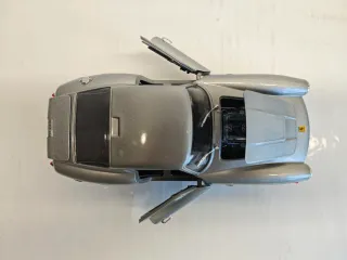 Ferrari 250 Berlinetta 1:18 Jouef Evol