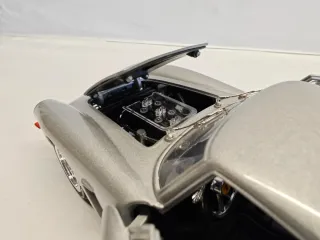 Ferrari 250 Berlinetta 1:18 Jouef Evol