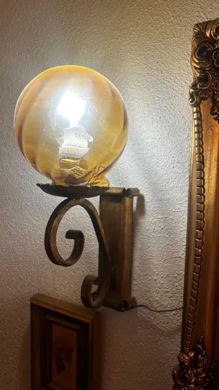 2 Apliques de pared antiguo dorado y cristal