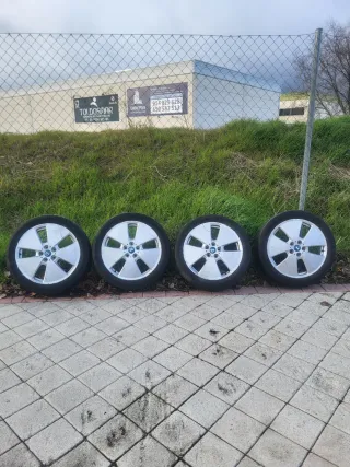 Llantas BMW i3 con neumatico r19