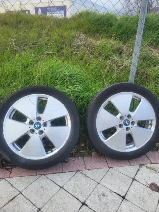 Llantas BMW i3 con neumatico r19