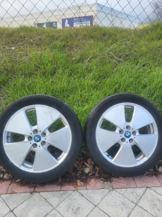 Llantas BMW i3 con neumatico r19