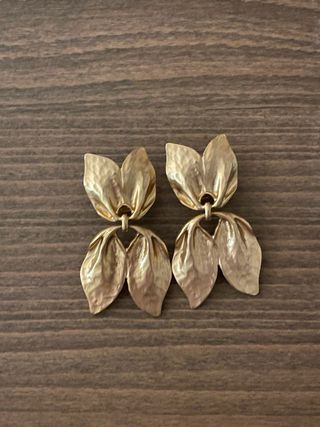 Pendientes dorados Mango