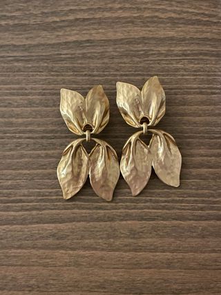 Pendientes dorados Mango