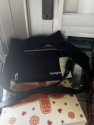 Bolso bandolera Desigual negro